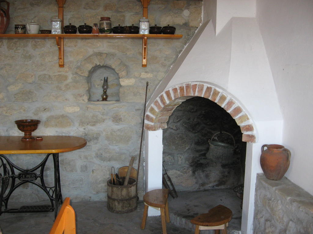 Guest House Astra Arbanassi Exterior foto