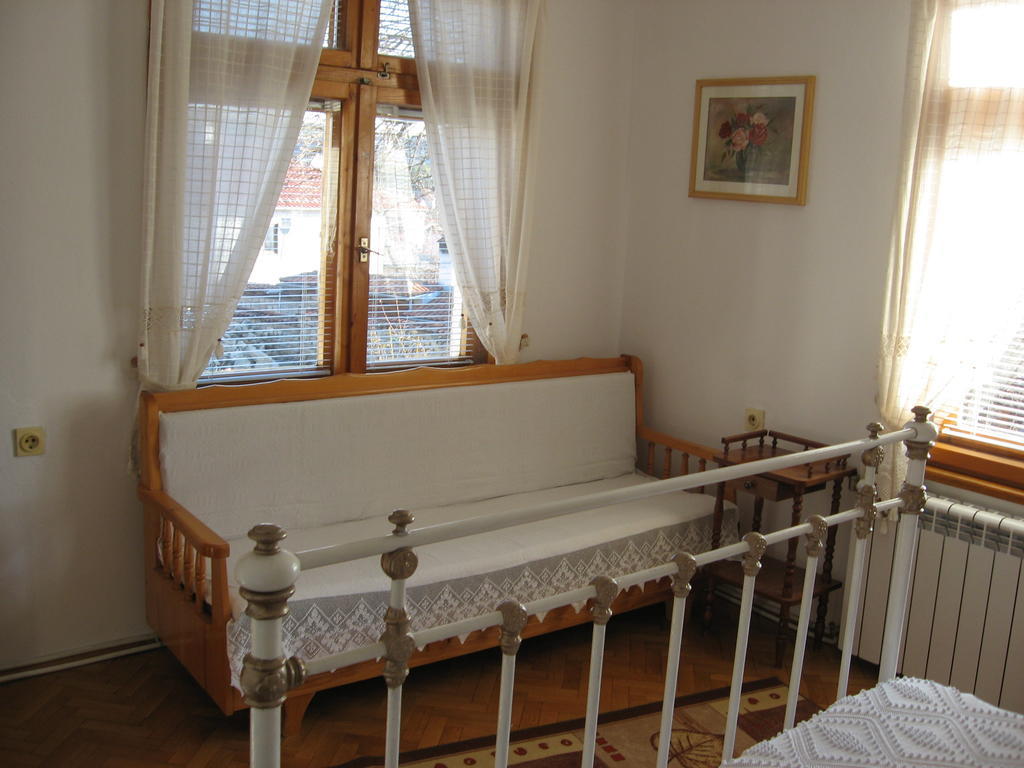 Guest House Astra Arbanassi Zimmer foto