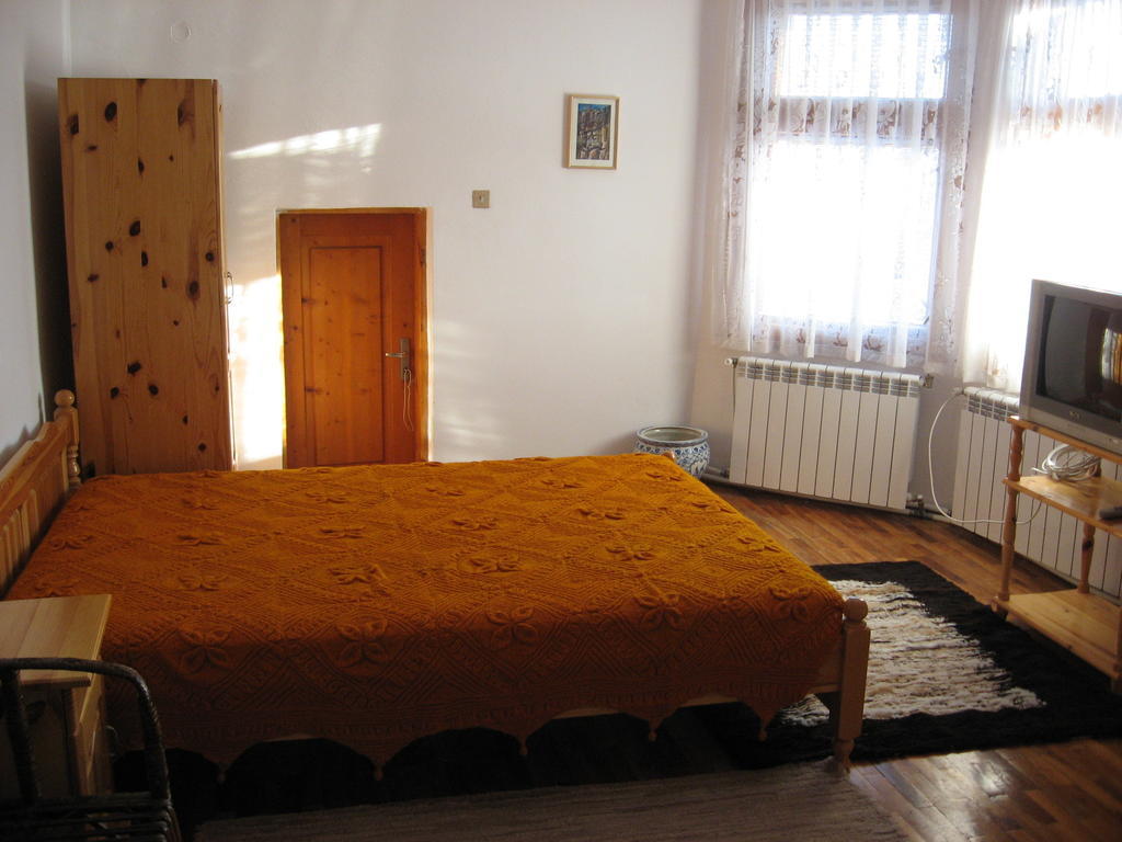 Guest House Astra Arbanassi Zimmer foto
