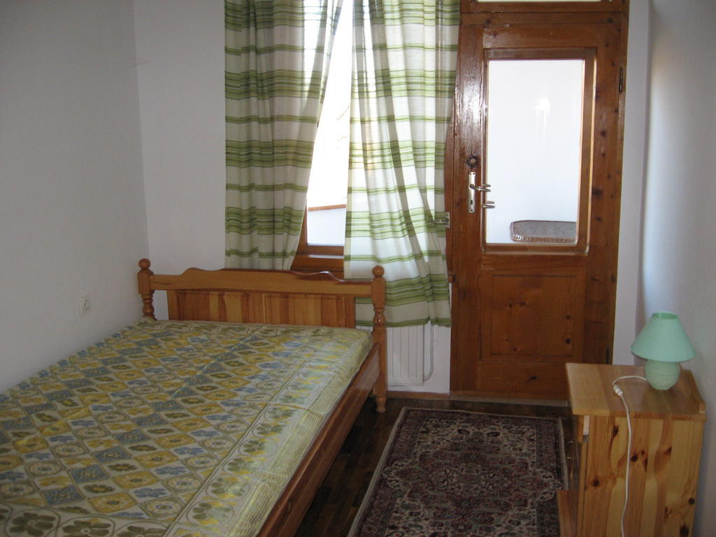 Guest House Astra Arbanassi Zimmer foto